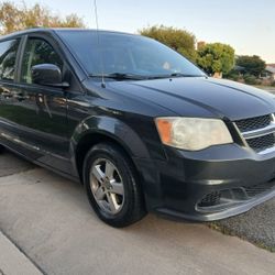 2012  Dodge Grand Caravan 