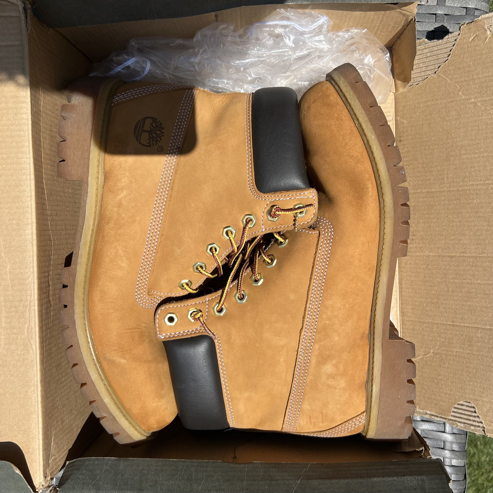 Timberland Size 11 Men’s 6in Prem BT Wheat NB TB010061