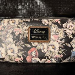 Loungefly Disney Princess full sized wallet sketch print