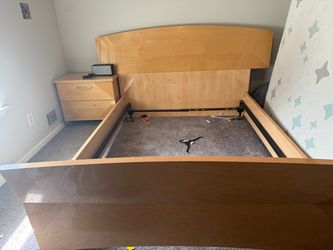 Bedroom set