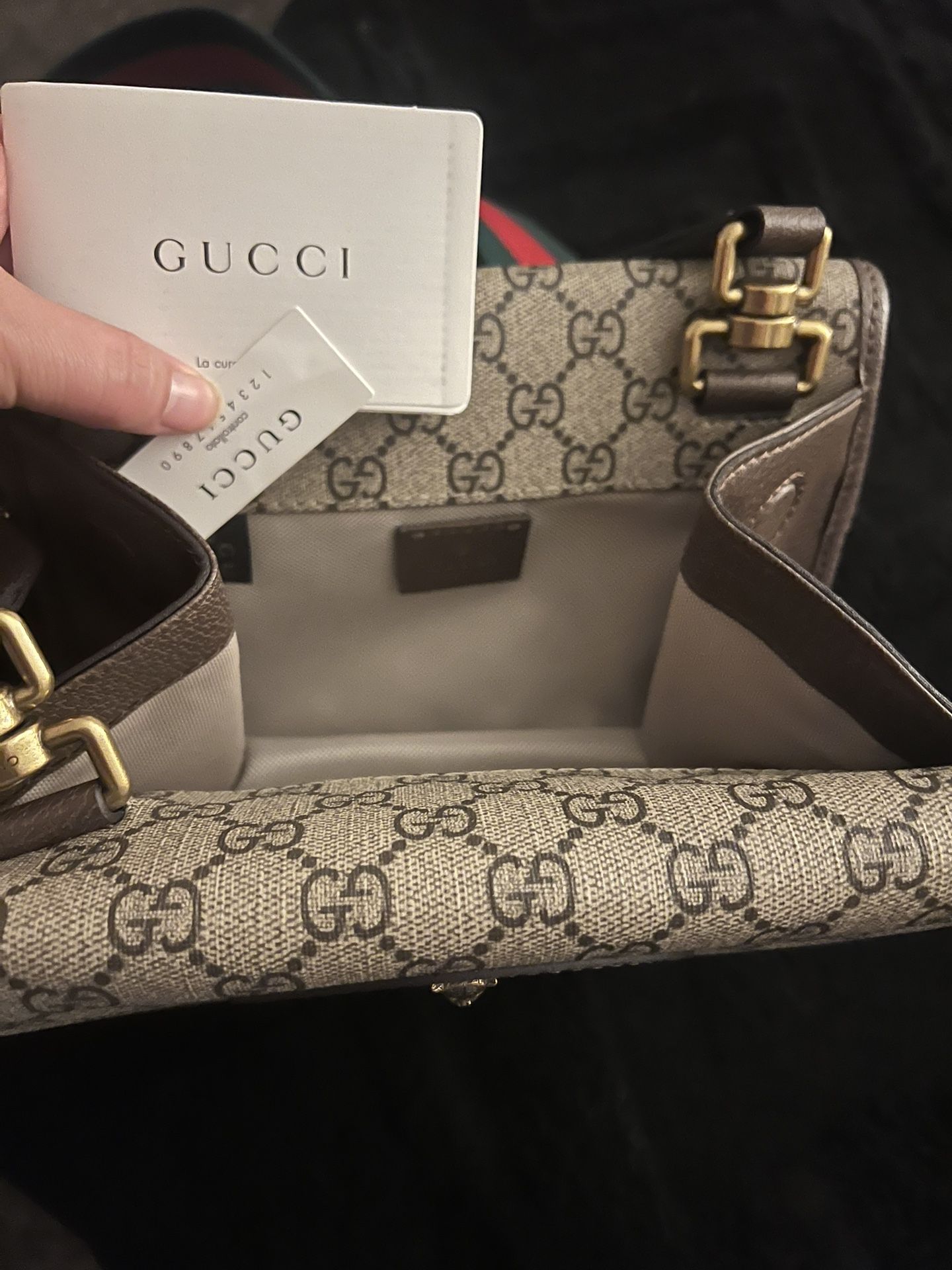 Gucci Cross Body Neo Vintage small messenger bag for Sale in Norwalk, CA -  OfferUp
