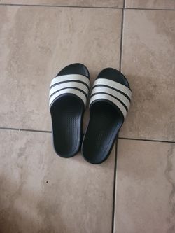 Adidas cloud foam size 9