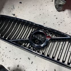 2018 Volvo S 90 Front Grille With Camera Hole
