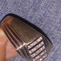 10k Gold Diamond Ring. Big Ring. Been Tested .