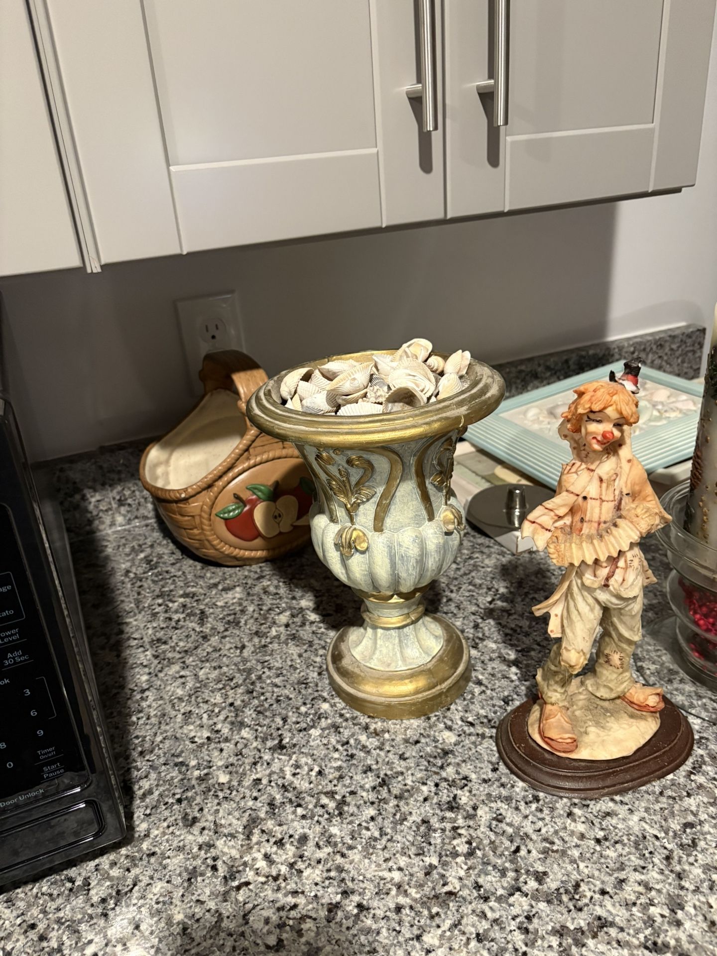 Vase With Shells