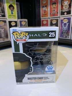 Master Chief With MA5B Assault Rifle (Halo)