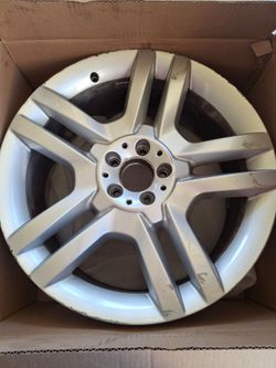 2015 Mercedes  Ml 350 wheels