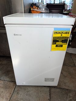 Chest Freezer - Moosoo 3.5 Cubic Ft