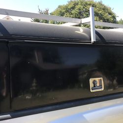 Camper Para Construction Con Llaves Y Trae Para Escaleras