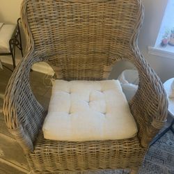 Wicker chair 