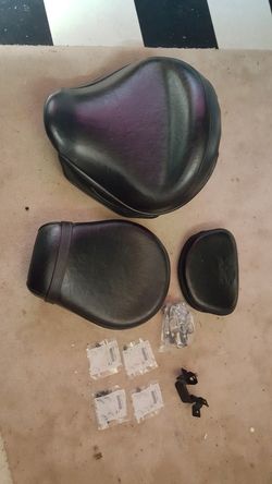 2005-2009 yamaha royal star deluxe seat assembly