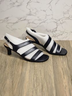 Easy Street Women's Como Heeled Sandals