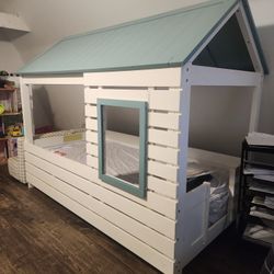 House Twin Bed