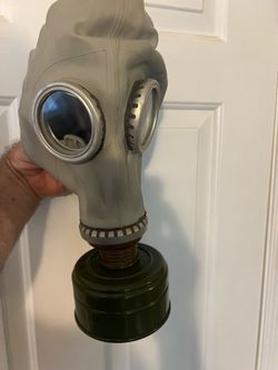 Gas Mask - soviet era GP 5 - brand new never used complete mint
