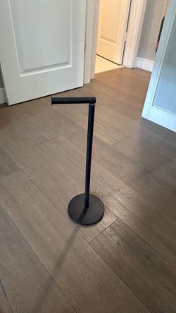 Toilet paper holder