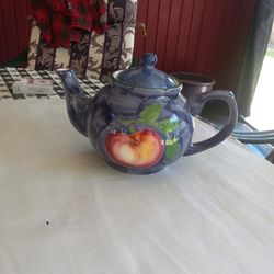 Hand Painted Teapot 
