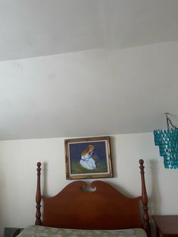 Antique headboard/bedframe