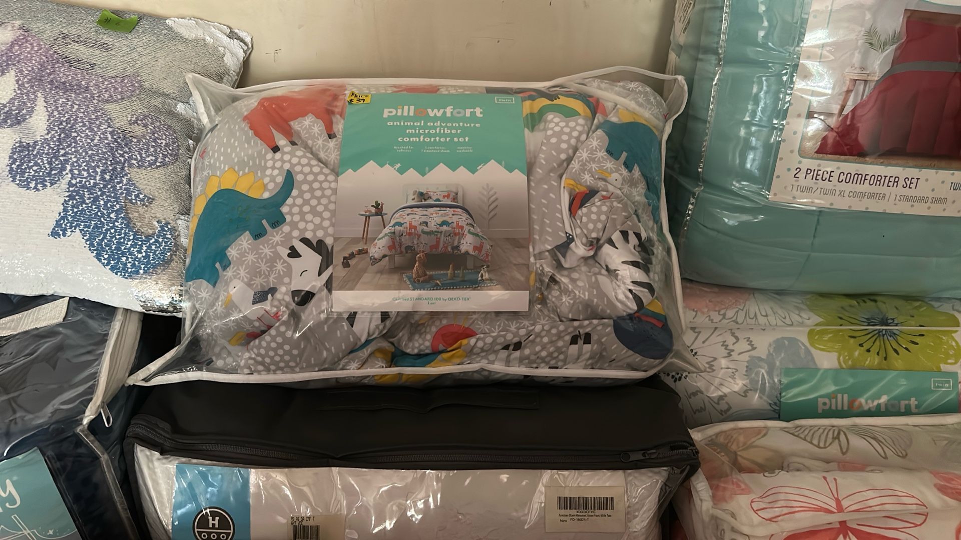 Twin Sizo Comforter Cover/ Only One Piece