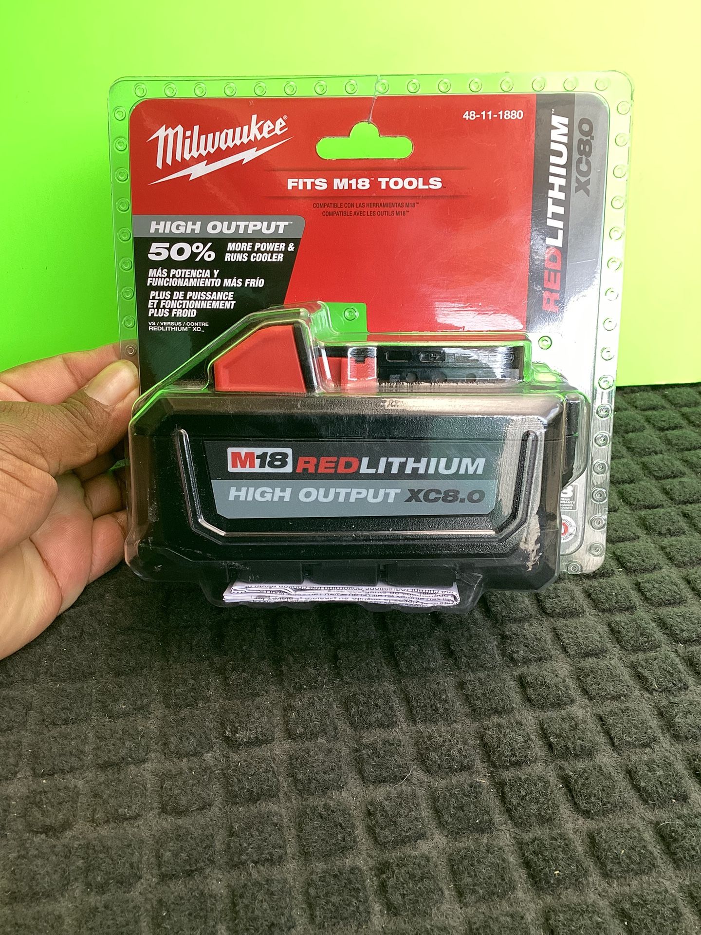 MILWAUKEE M18 18-VOLT LITHIUM-ION HIGH OUTPUT XC 8.0 AH BATTERY