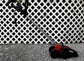 Edger And Trencher With NEW Blable