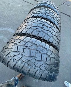 35*12.50r20 Toyo Tires con 70% de vida las 4