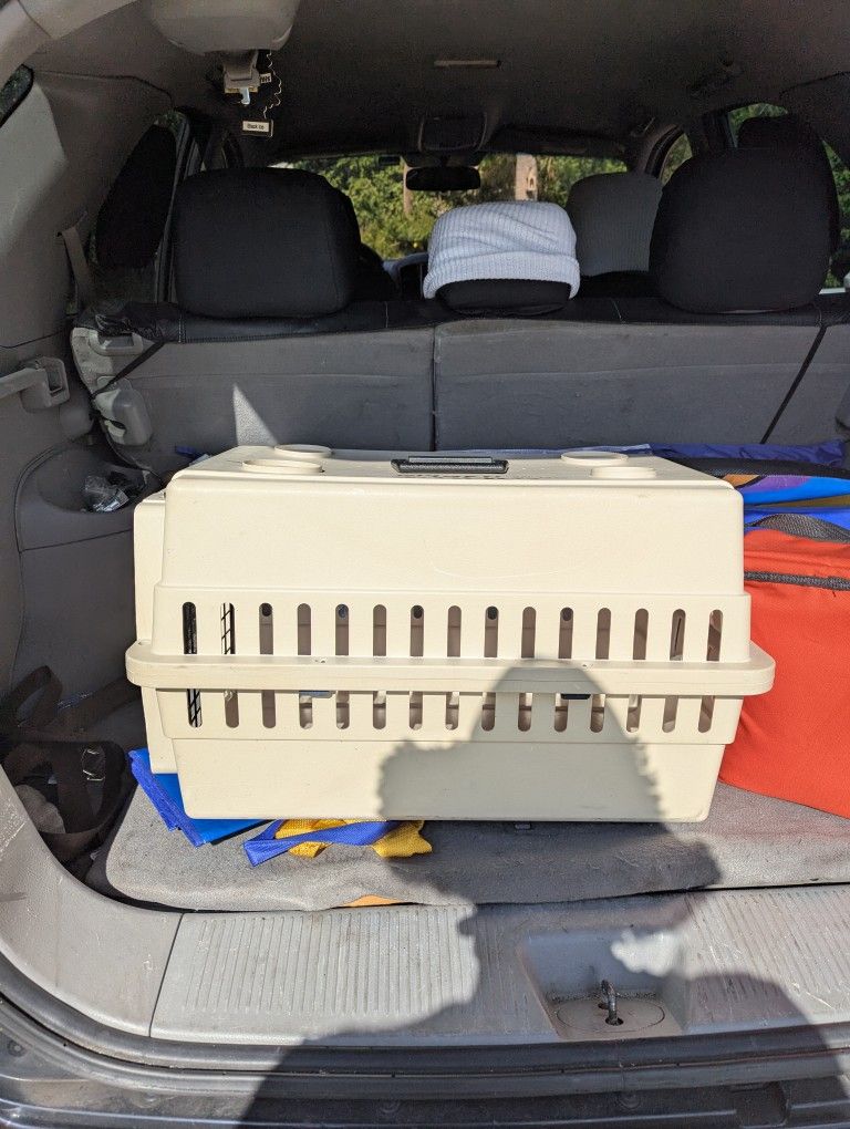Portable Kennel