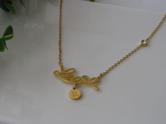 12 Constellation Zodiac Old English Letter Sign Pendant Necklace Astrology, Leo