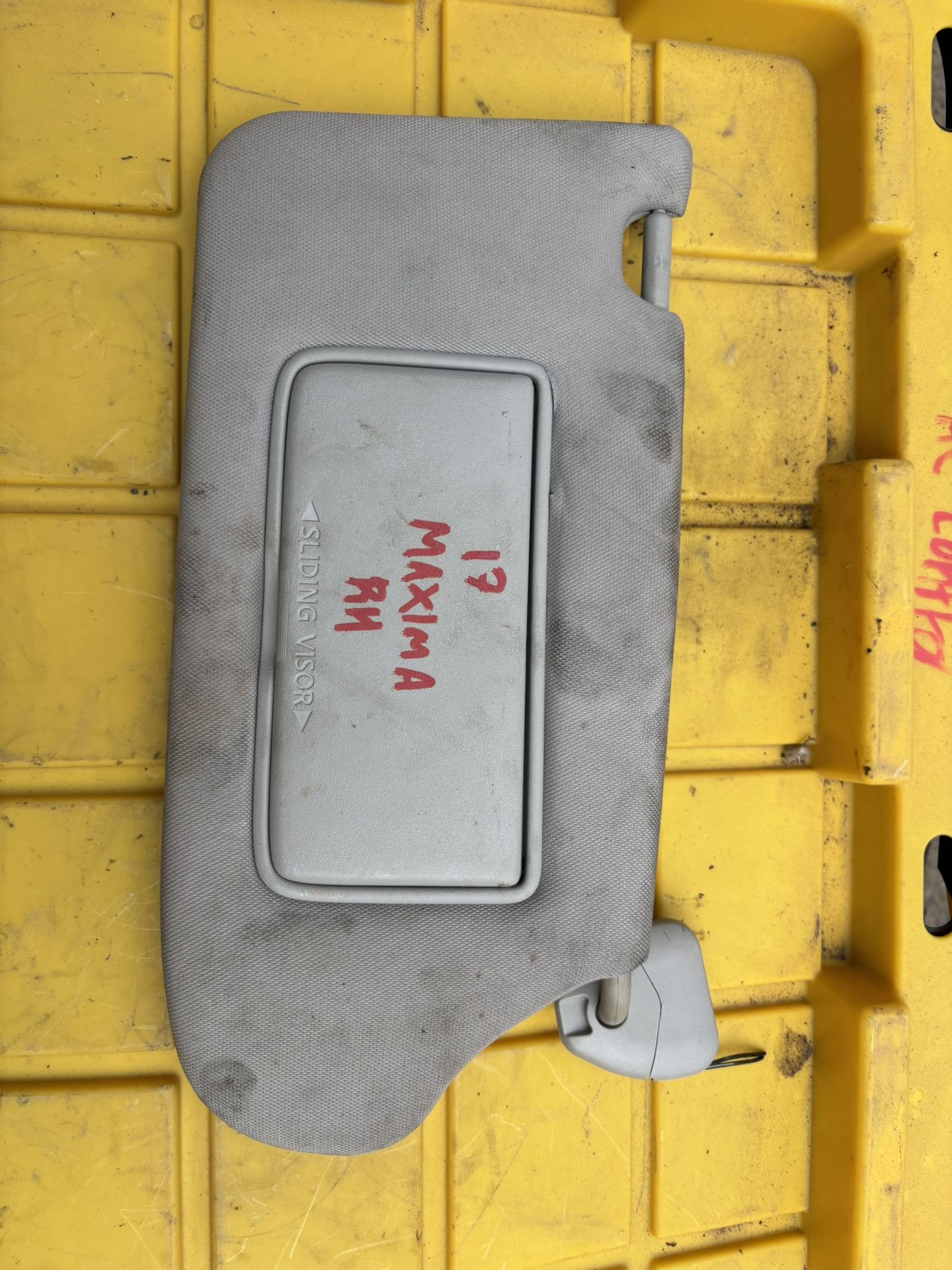 2017 Nissan Maxima RH Sun Visor 