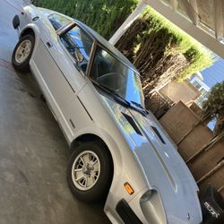 Se Bende Datsun 80 Zx