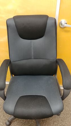 Office Chair Black w/ Adjustable Setting for Height