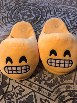 Emoji Slippers Size 5-6