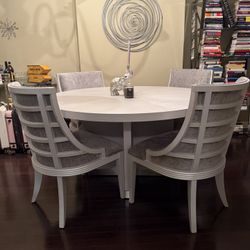Rooms To Go Dining Room Table W/ Four Chairs