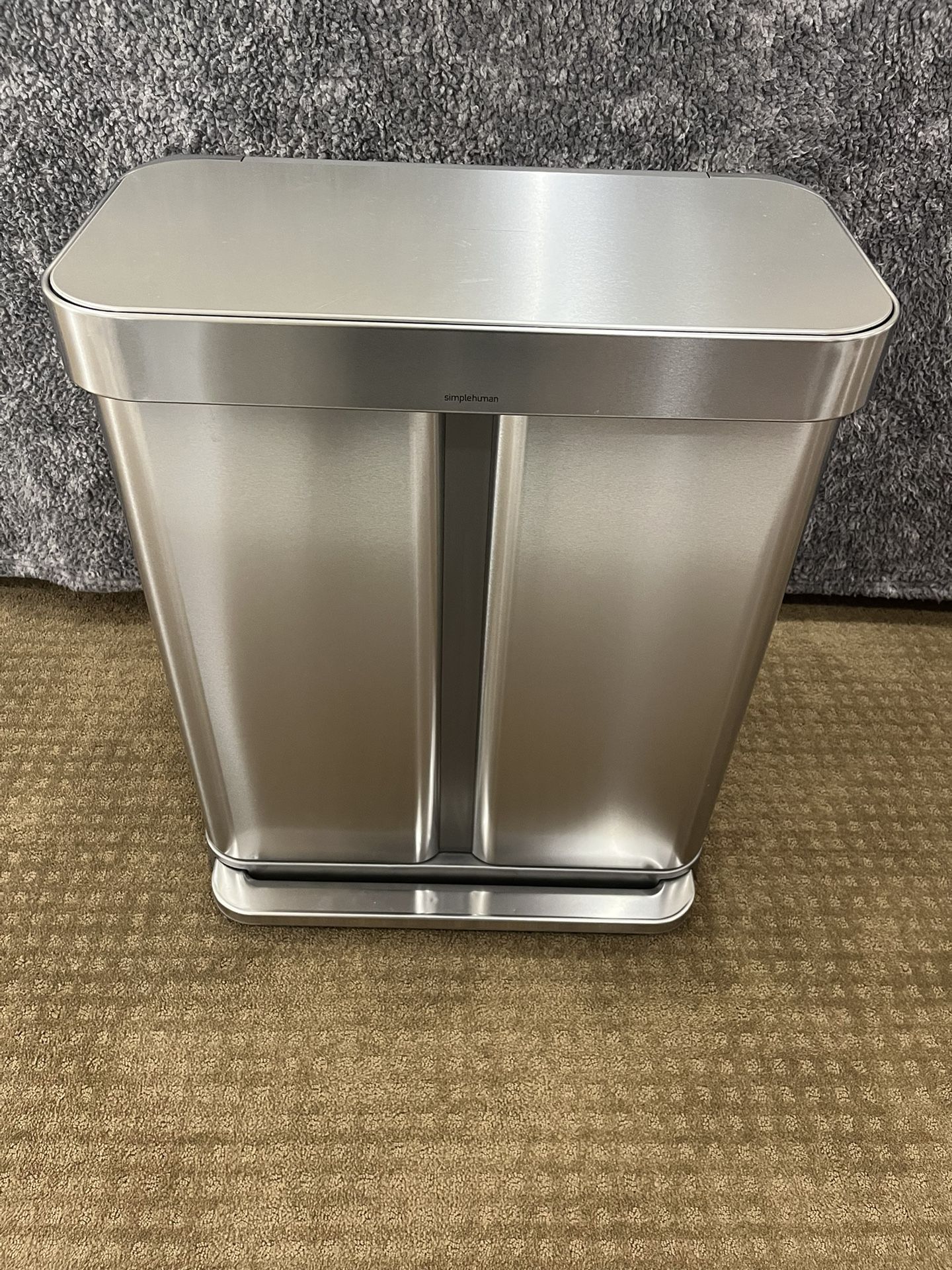Simplehuman 58L Trash Can