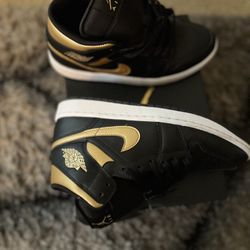 Air Jordan 1 Men’s 9.5 