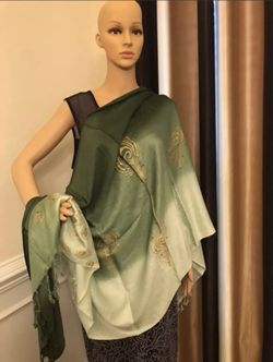 Beautiful winter scarf new