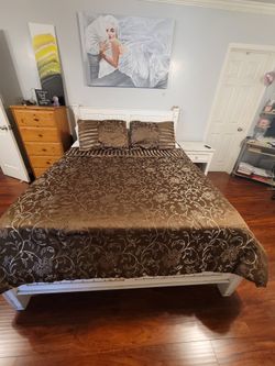 NEW Brown Queen Comforter With 2 Pillow Shams