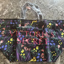 Victoria's Secret Zipper Tote Bag