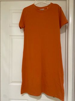 Dress size In picture.