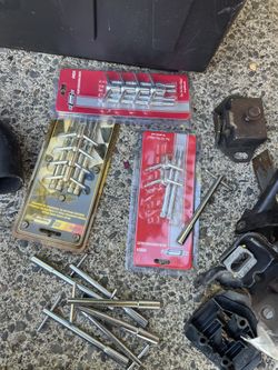 Valve Cover Hold Downs