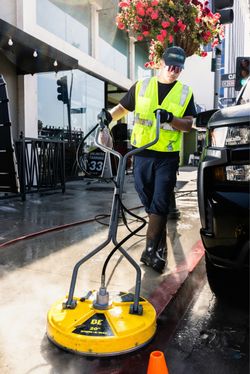 Pressure washer