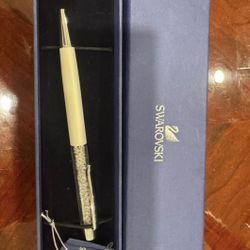⭐ Authenticw Swarovski Crystalline Ballpoint Pen – New