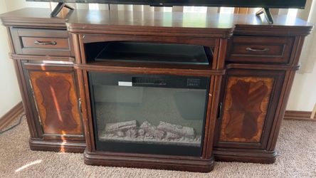 Wood electric fireplace
