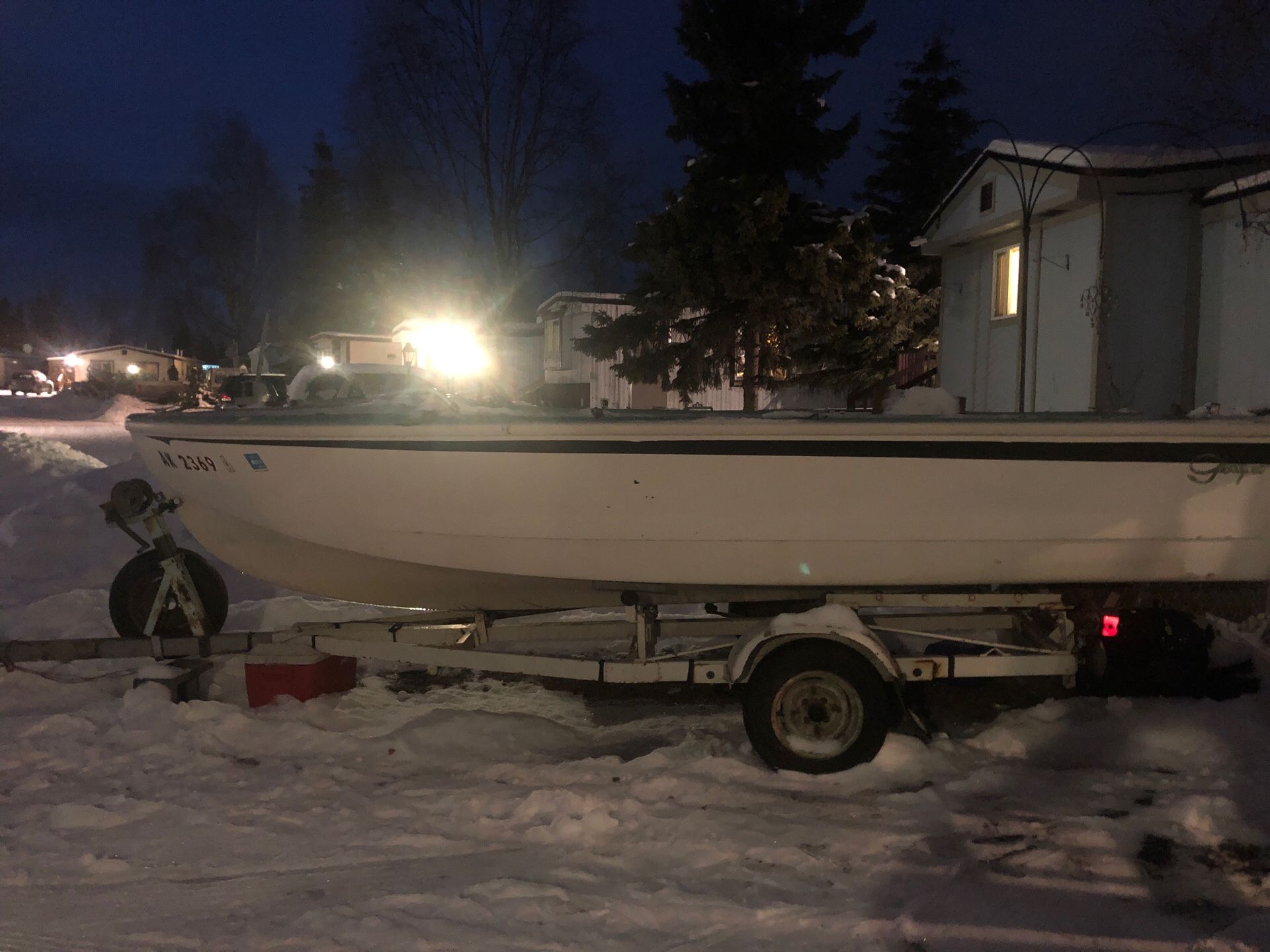 Glasspar Avalon 16’ 1950s classic ,needs work , I have windshield,fuel tank ,motor sold separate