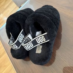Like New Ugg Women Slipers Size 8