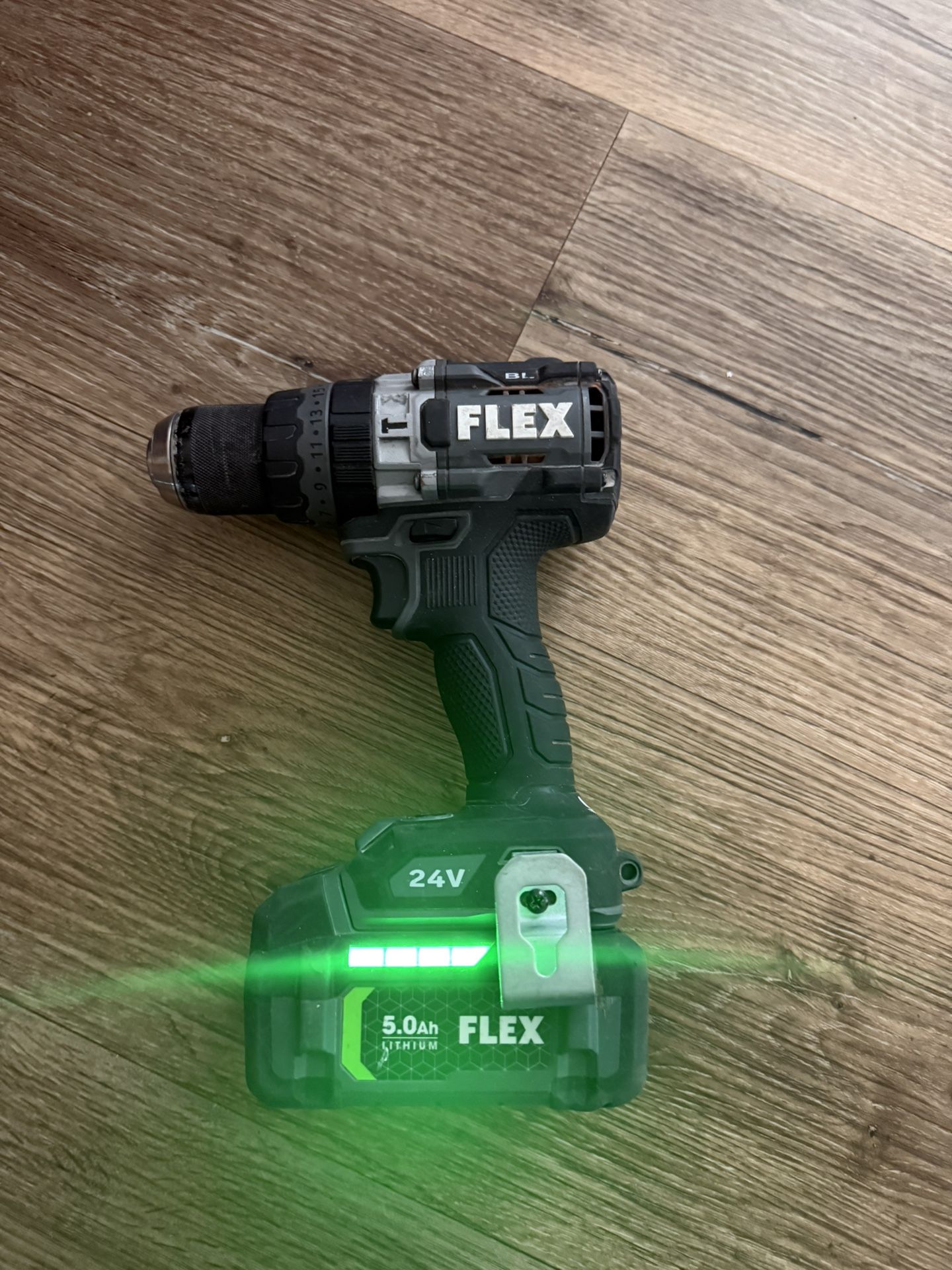 Flex 24V Brushless Drill