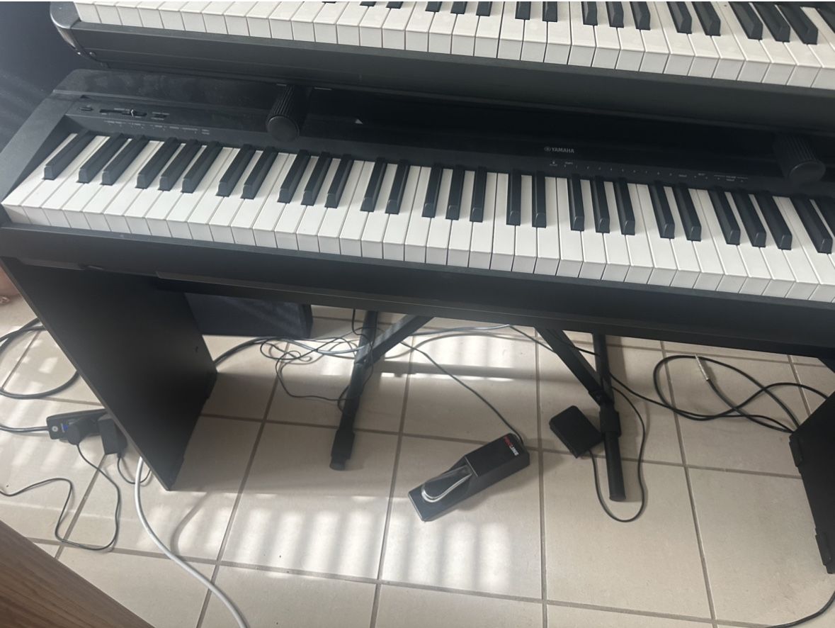 Yamaha P-45 Piano