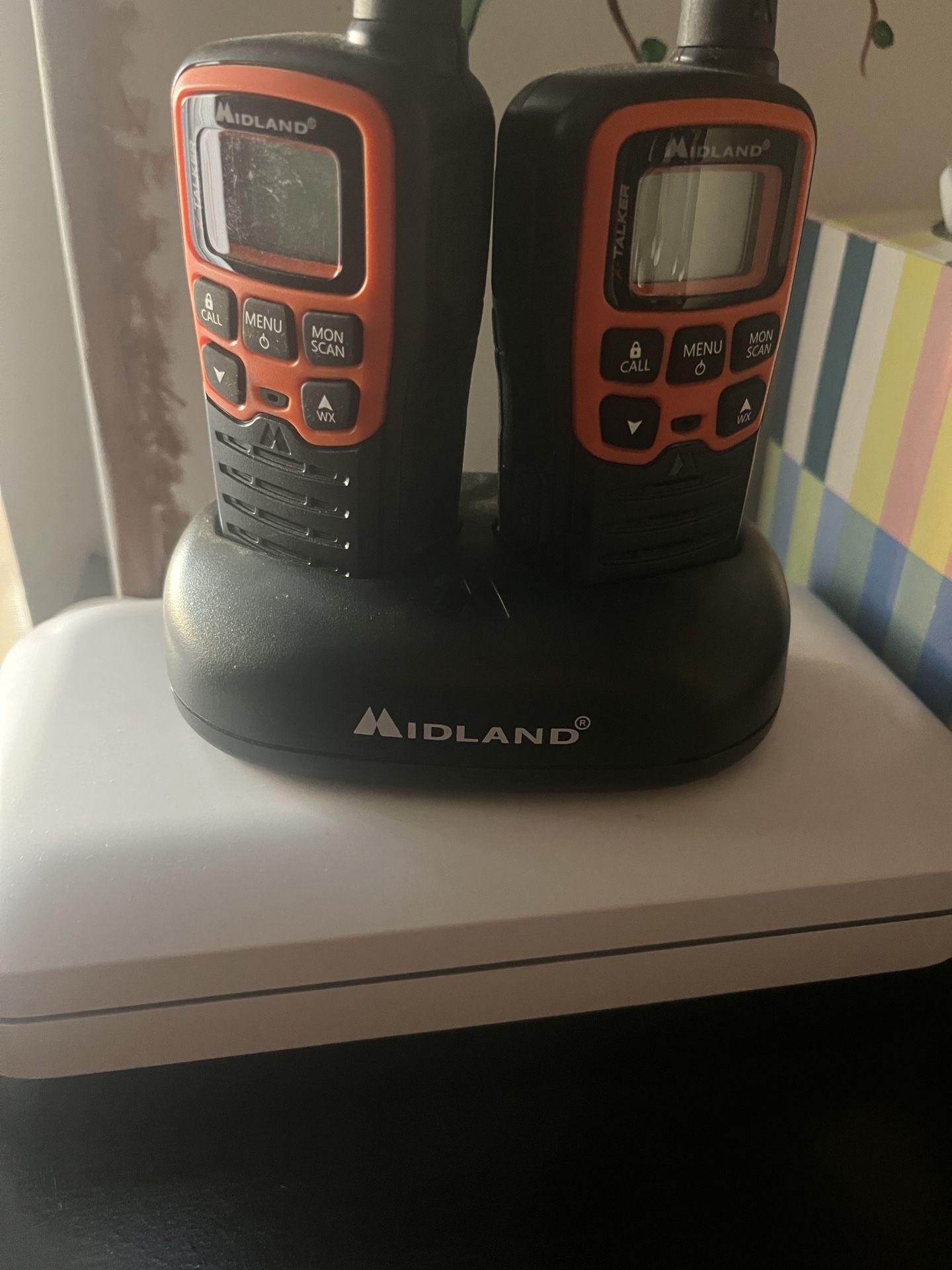 Walkie-talkie