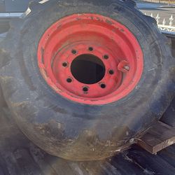 Bobcat tires