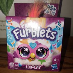 Loo-Lay Furby Furblet