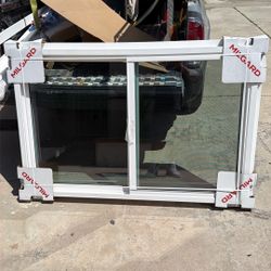 Milgard XO Dual Pane Window